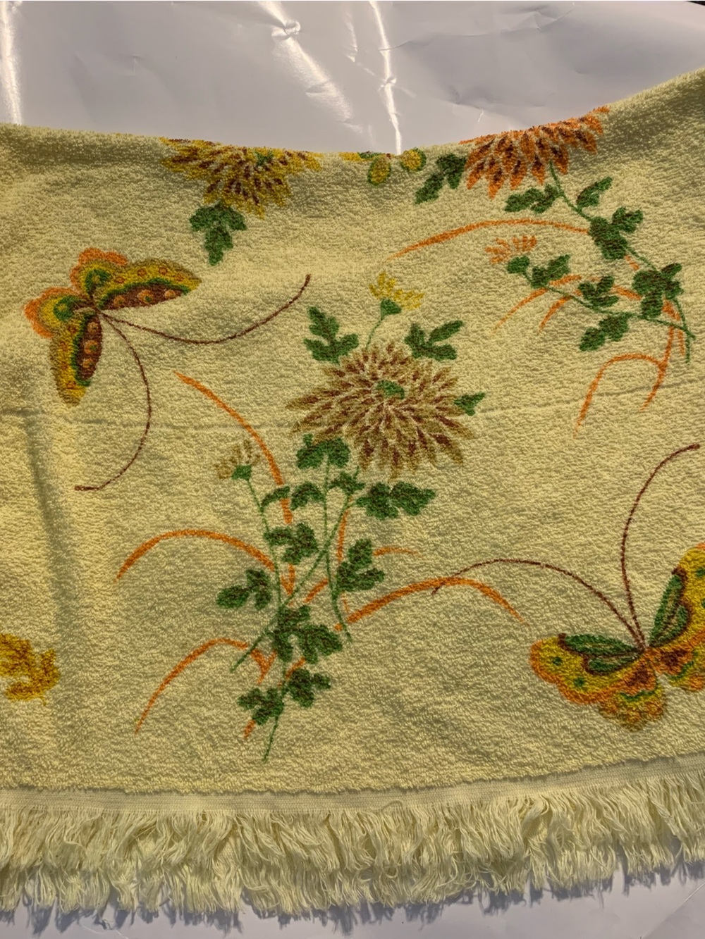 Vtg 1970s Mid Century Modern (MCM) Yellow Towel Floral & Butterflies